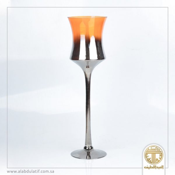 فازه زجاج شكل كاس بقاعده