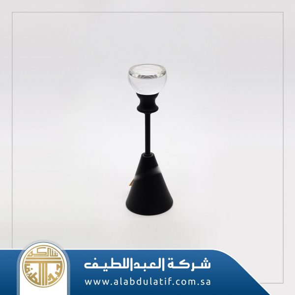 شمعدان اسود