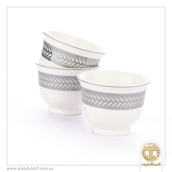 فنجان قهوة عربي مذهب