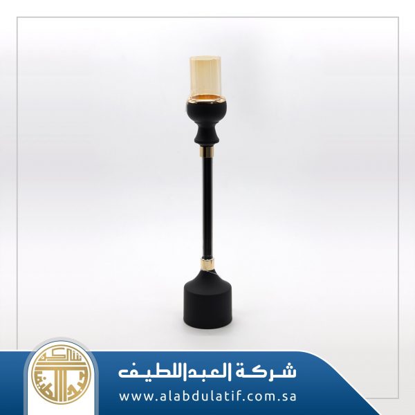 شمعدان ذهبي واسود