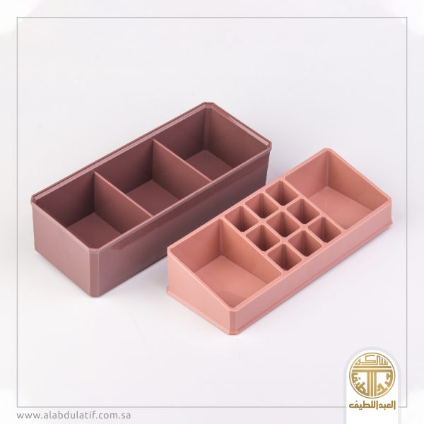 استاند مكياج ملون