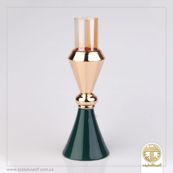 شمعدان اخضر بذهبي