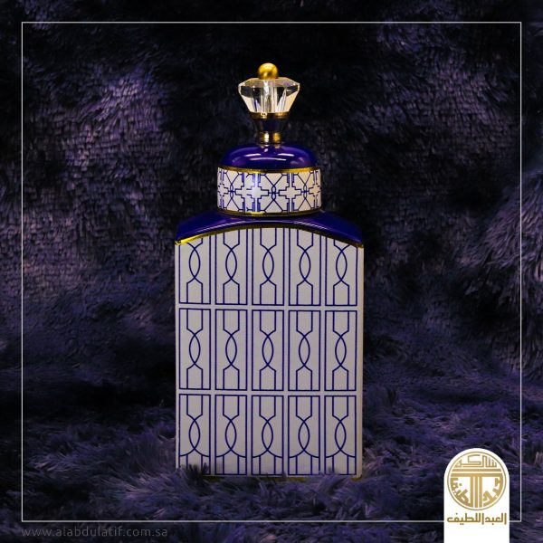 فازه انتيك ممتازه ابيض بخطوط ازرق مستطيله