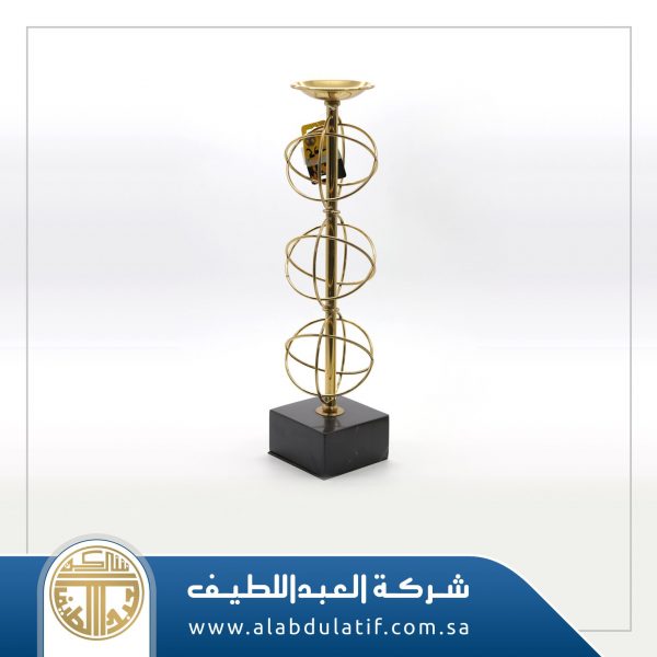 شمعدان ذهبي كبير