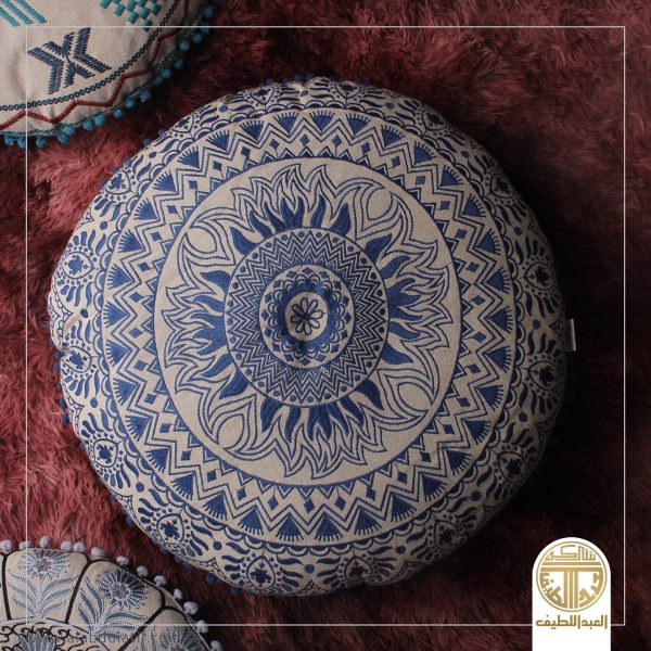 مخده مطرزه دائريه كبير