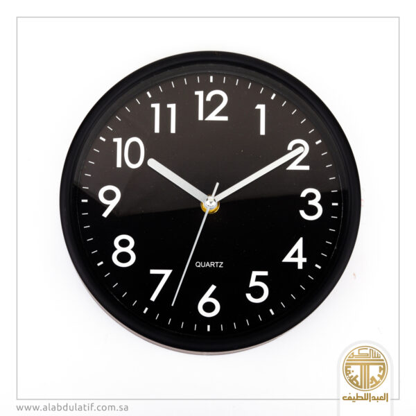 ساعة حائط