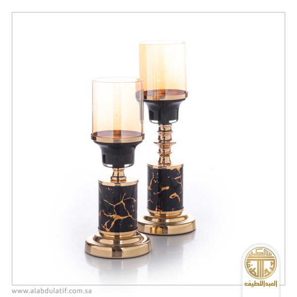 شمعدان أسود مذهب