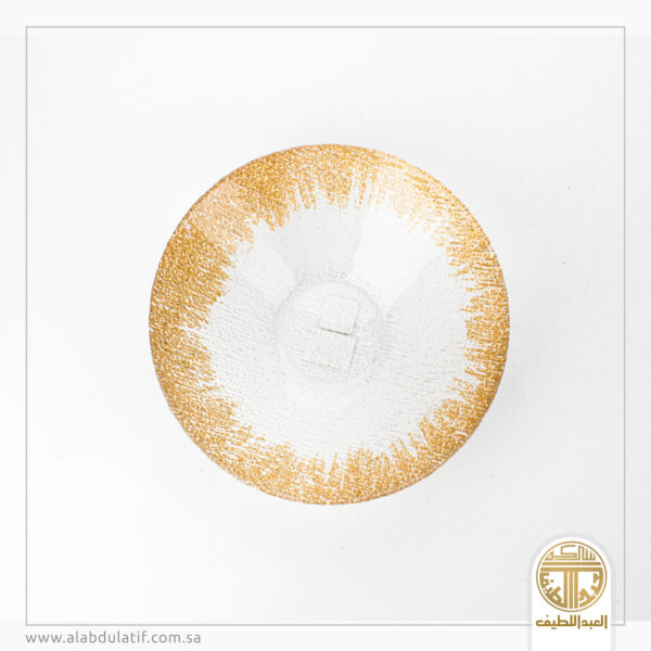 صحن تقديم شفاف محفور