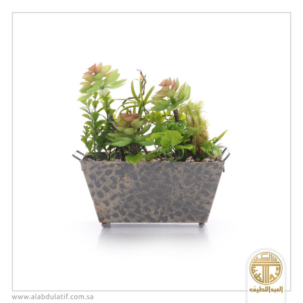 مركن زرع حديد صغير